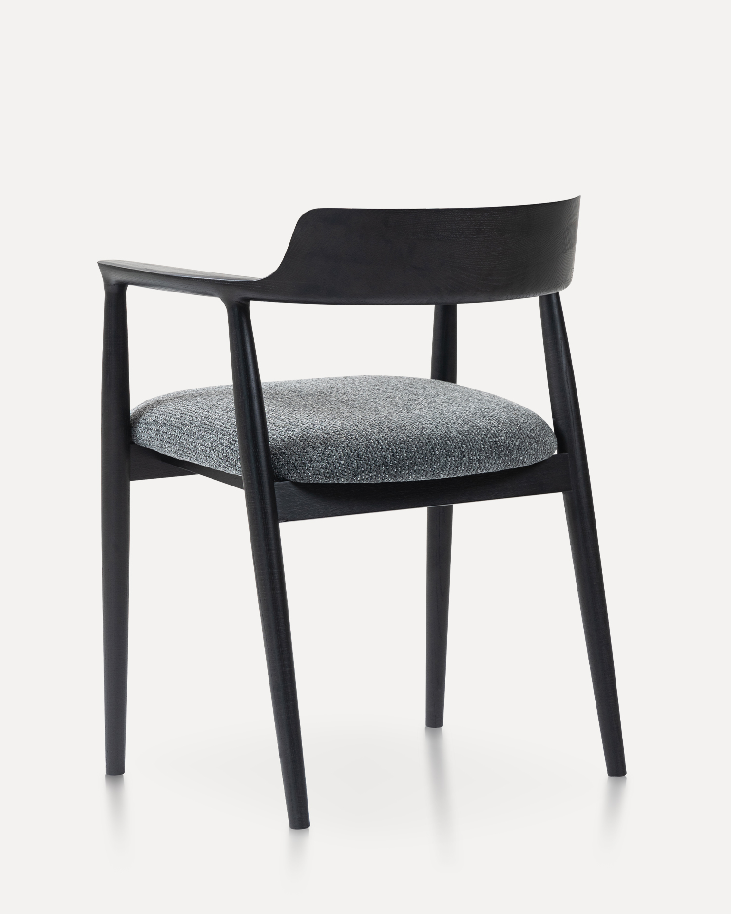 Minimalistiska trästolar Minimalistiska trästolar