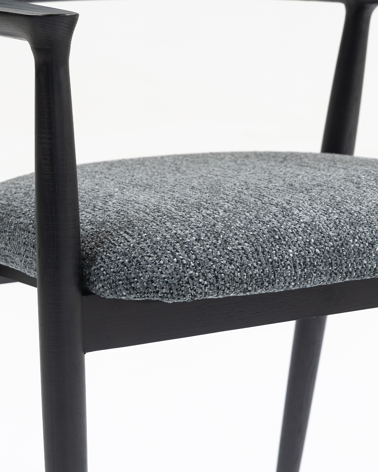 Minimalistiska trästolar Minimalistiska trästolar