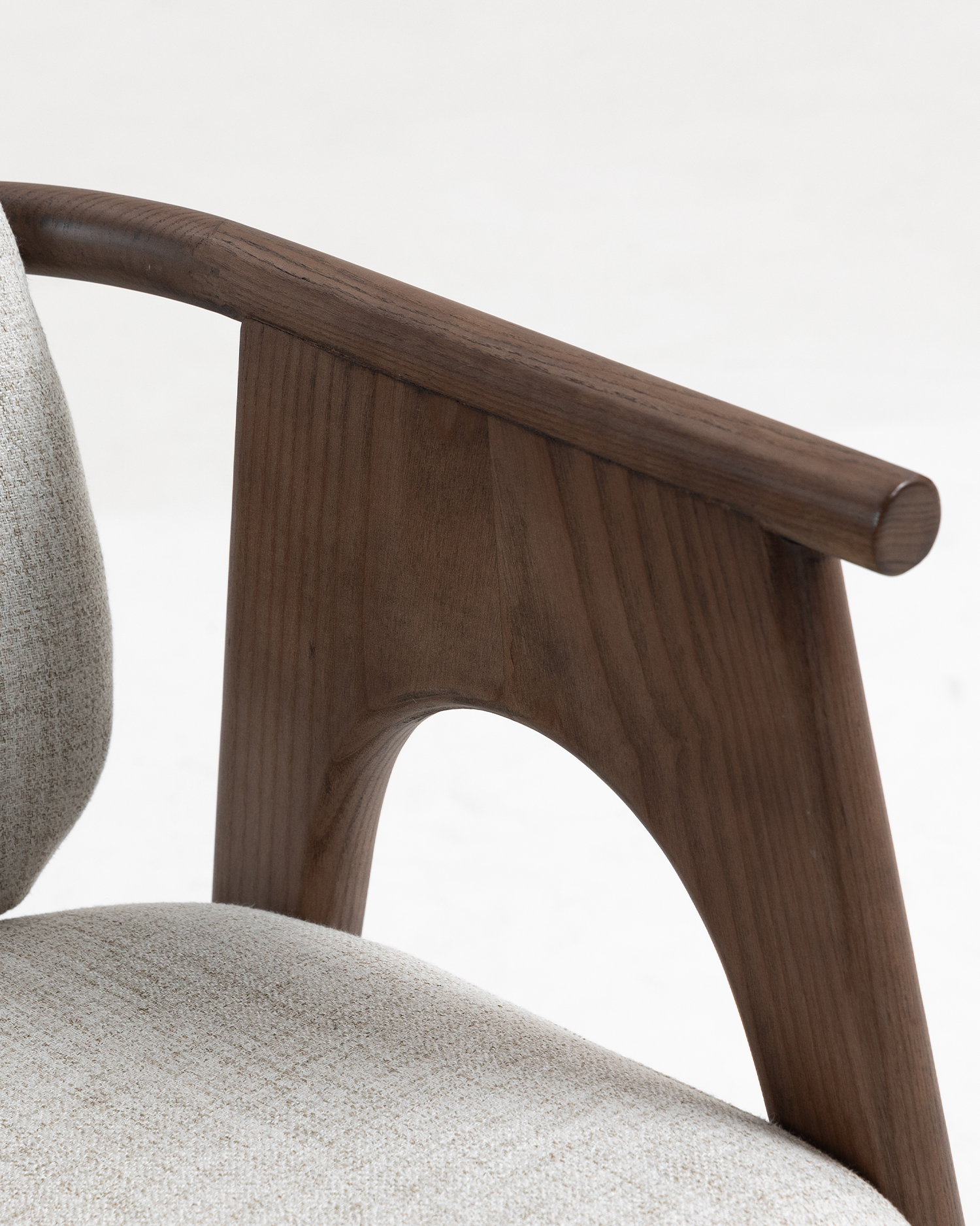 Elegant klädd trästol Elegant klädd trästol