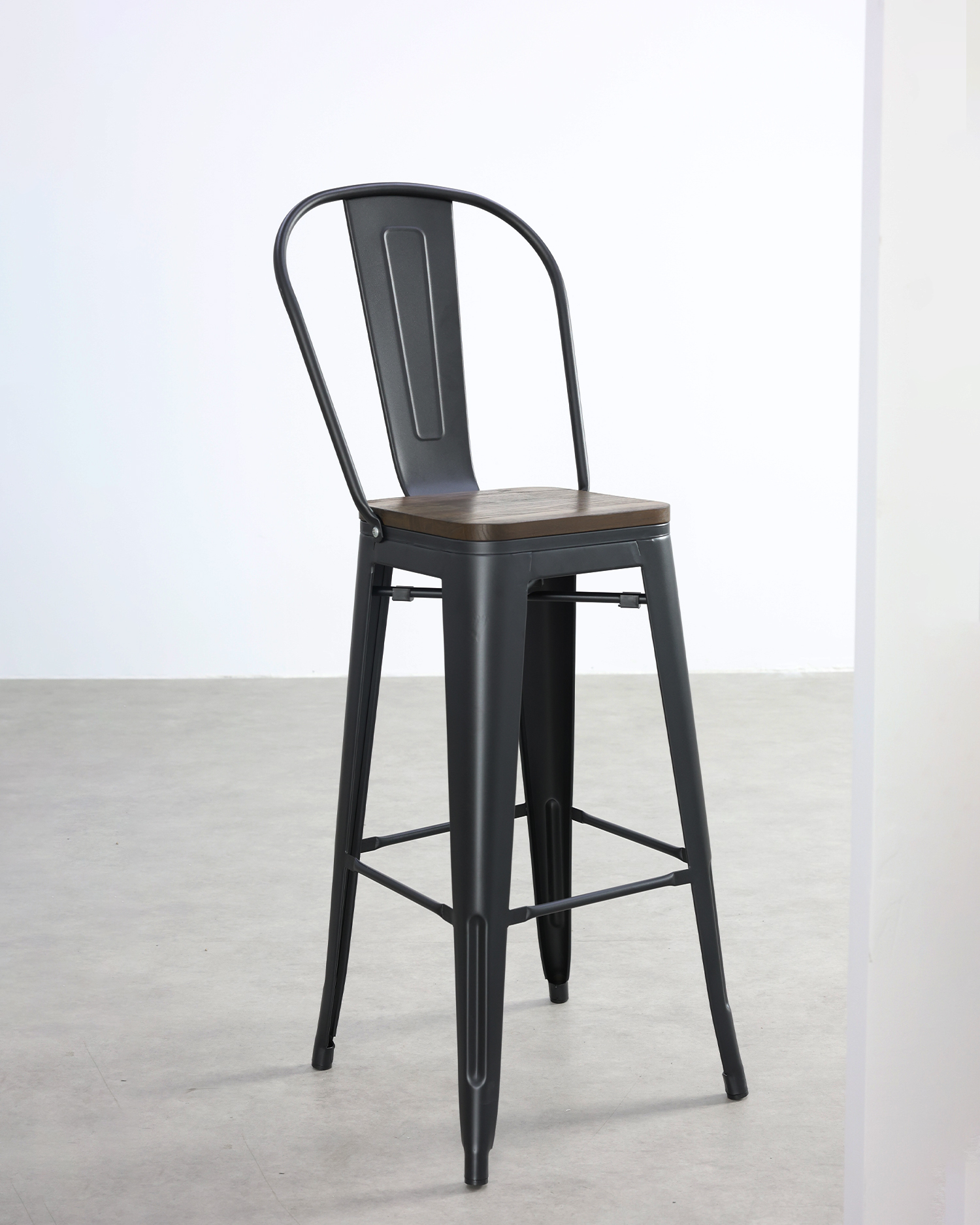 Retro svarta matgesignstolar Retro svarta matgesignstolar