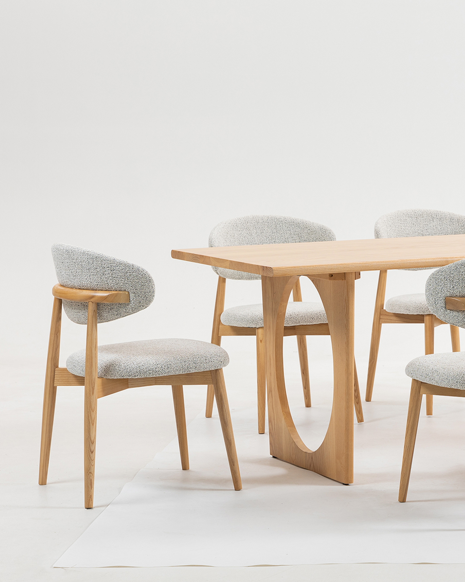 Naturlig skönhet aska träbord Naturlig skönhet aska träbord